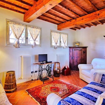 Holiday Home Casa Riccardo Gigliola Ruang foto